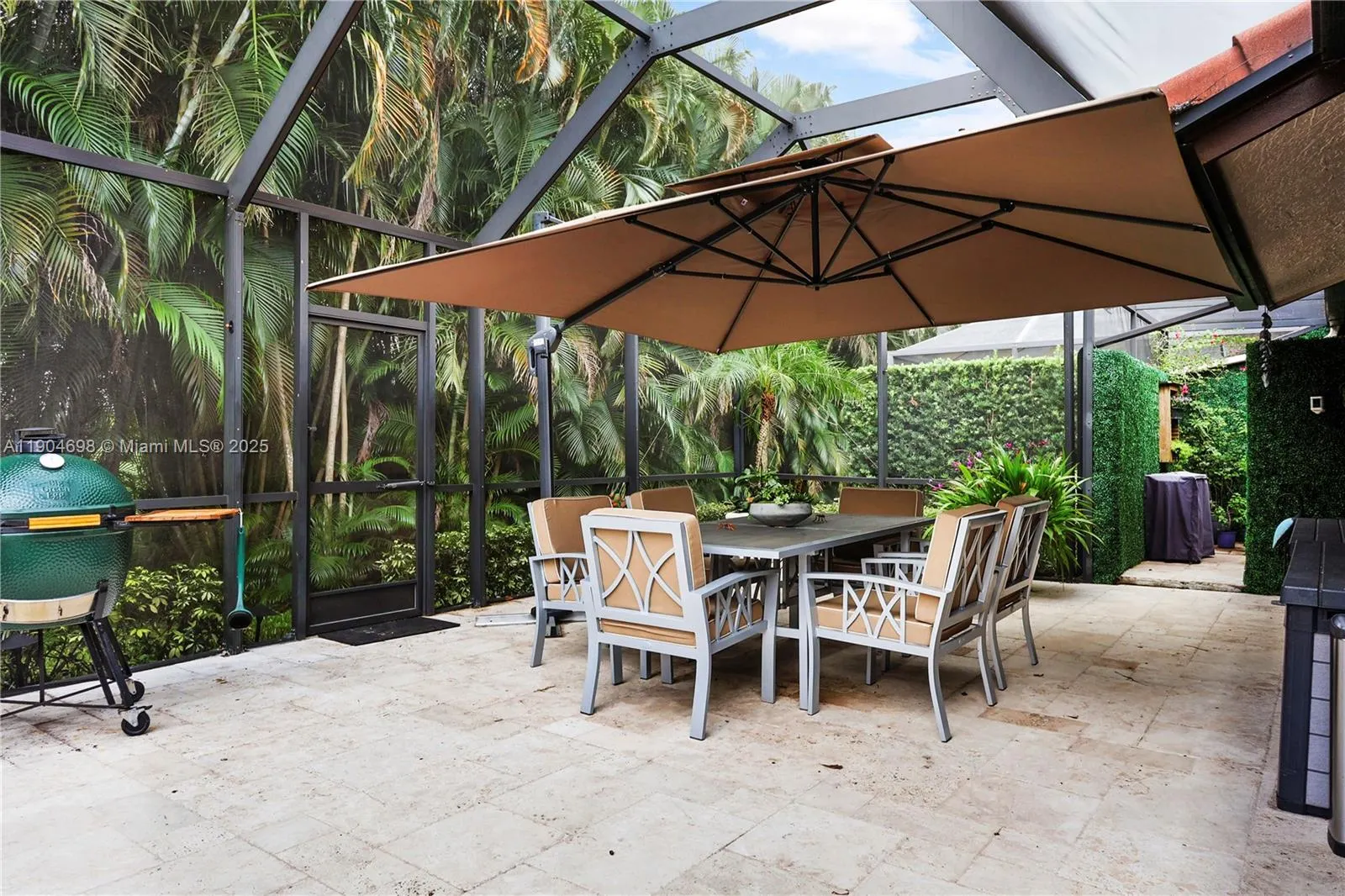 9320 NW 48th Doral Ter