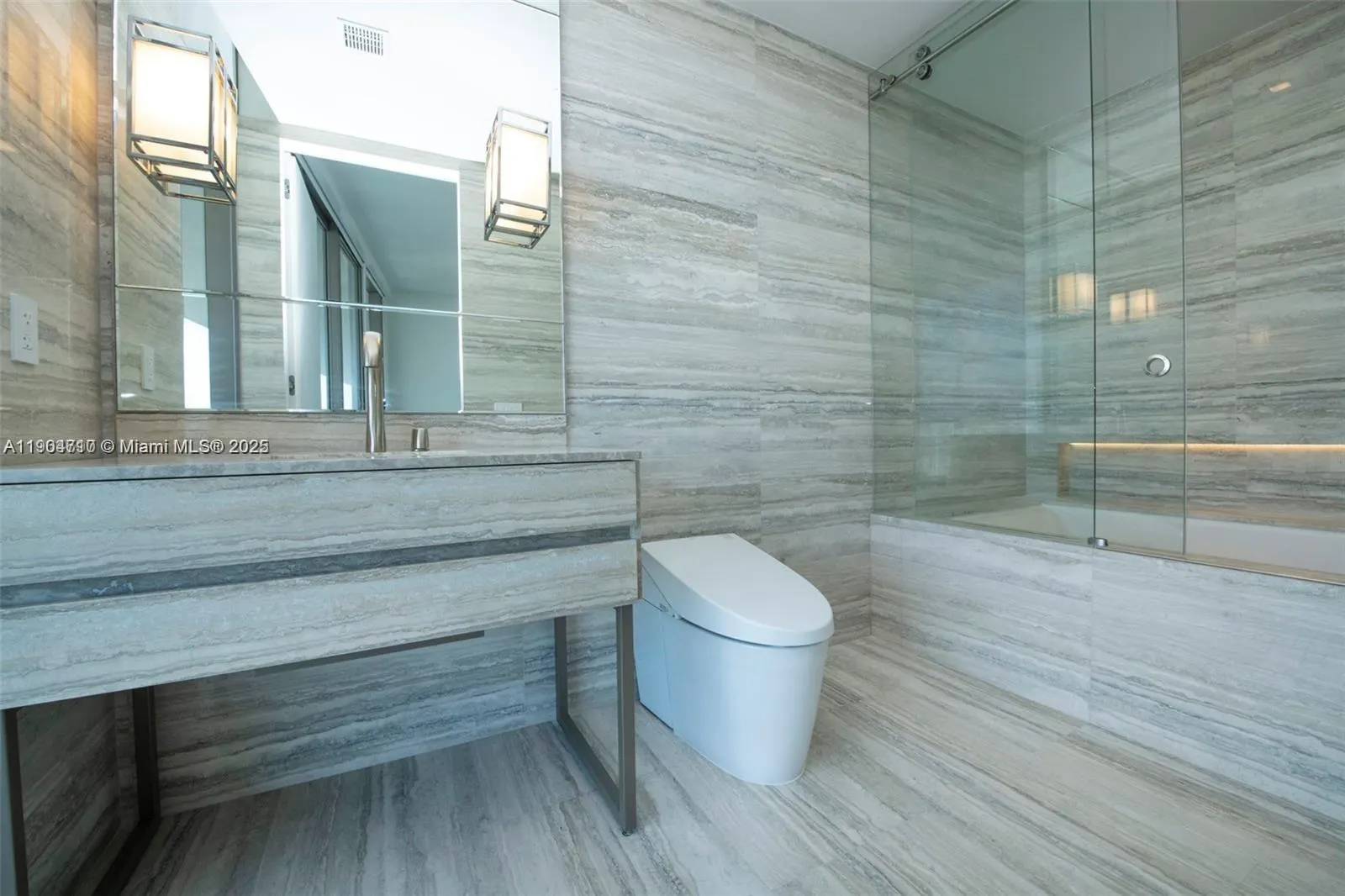 18975 Collins Ave, #2205