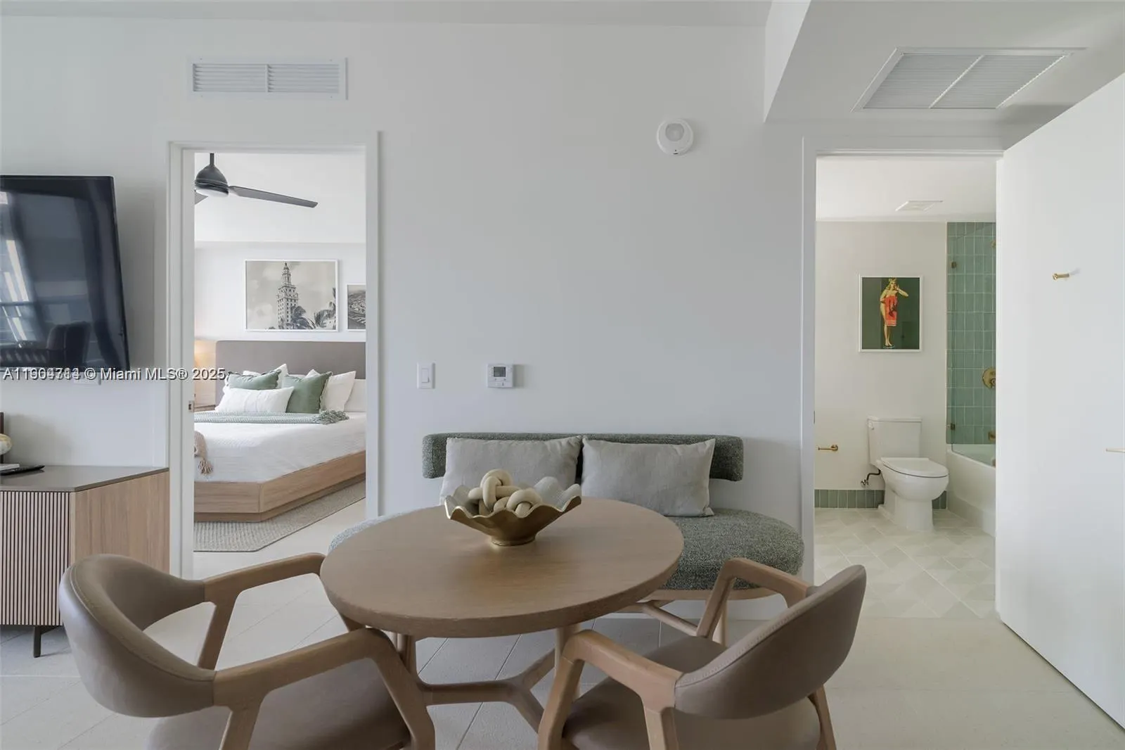 159 NE 6th St, #2404