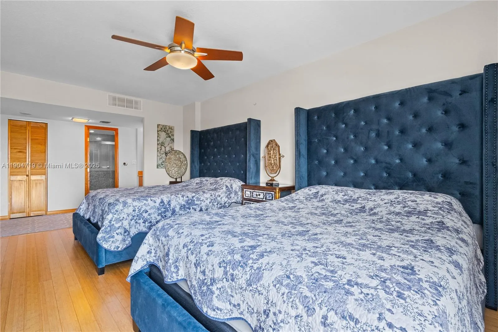 3675 N Country Club Dr, #2404