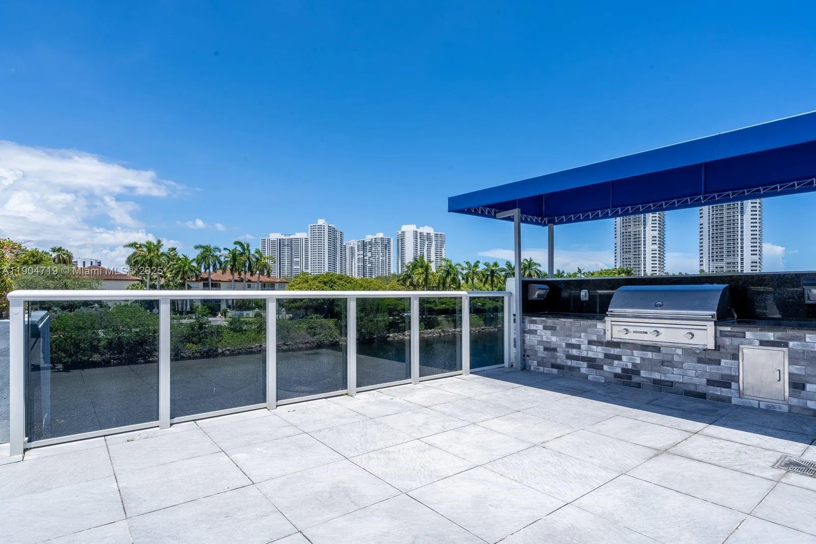 3675 N Country Club Dr, #2404