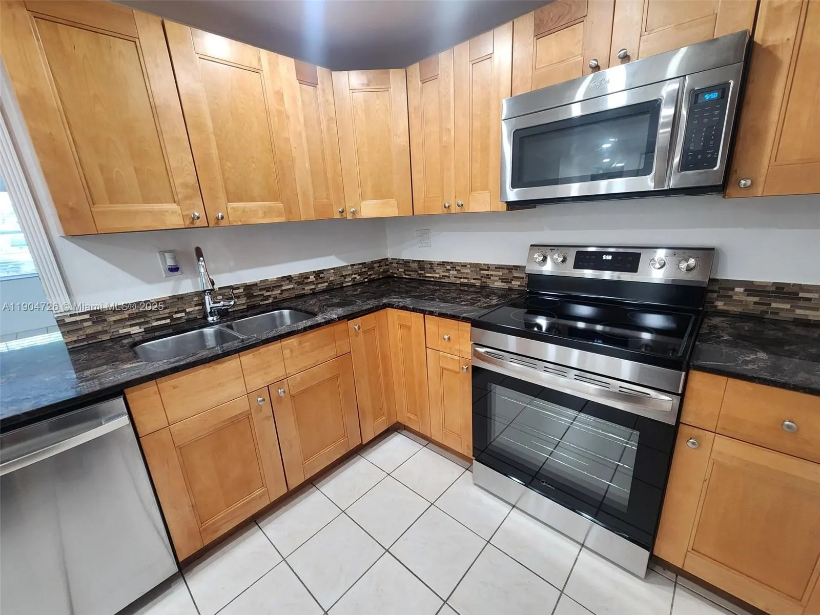 4384 NW 9th Ave, #19-1D