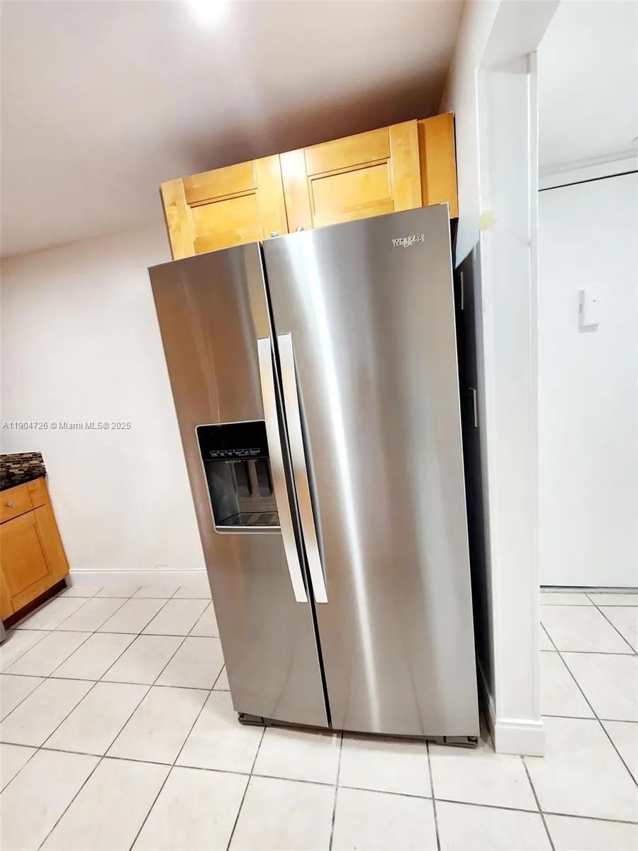 4384 NW 9th Ave, #19-1D