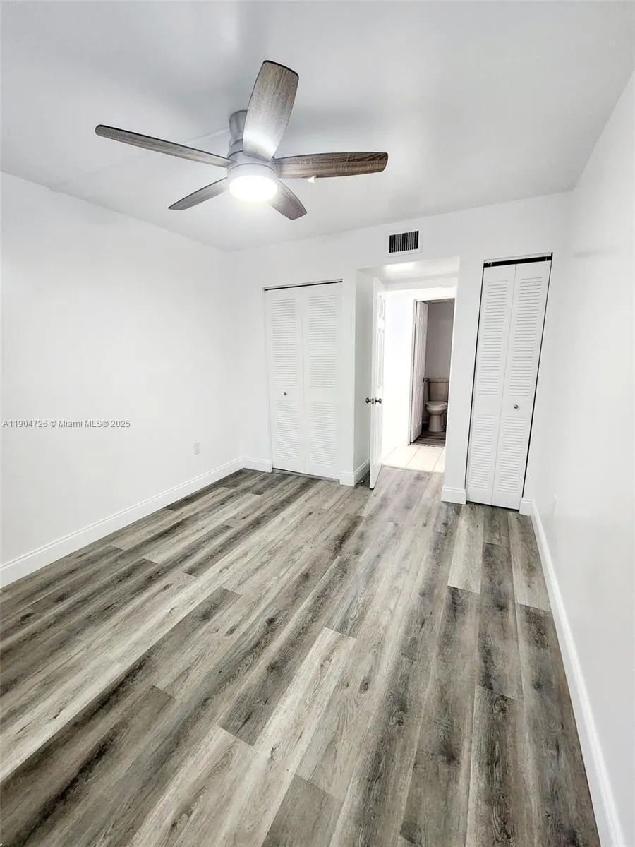 4384 NW 9th Ave, #19-1D