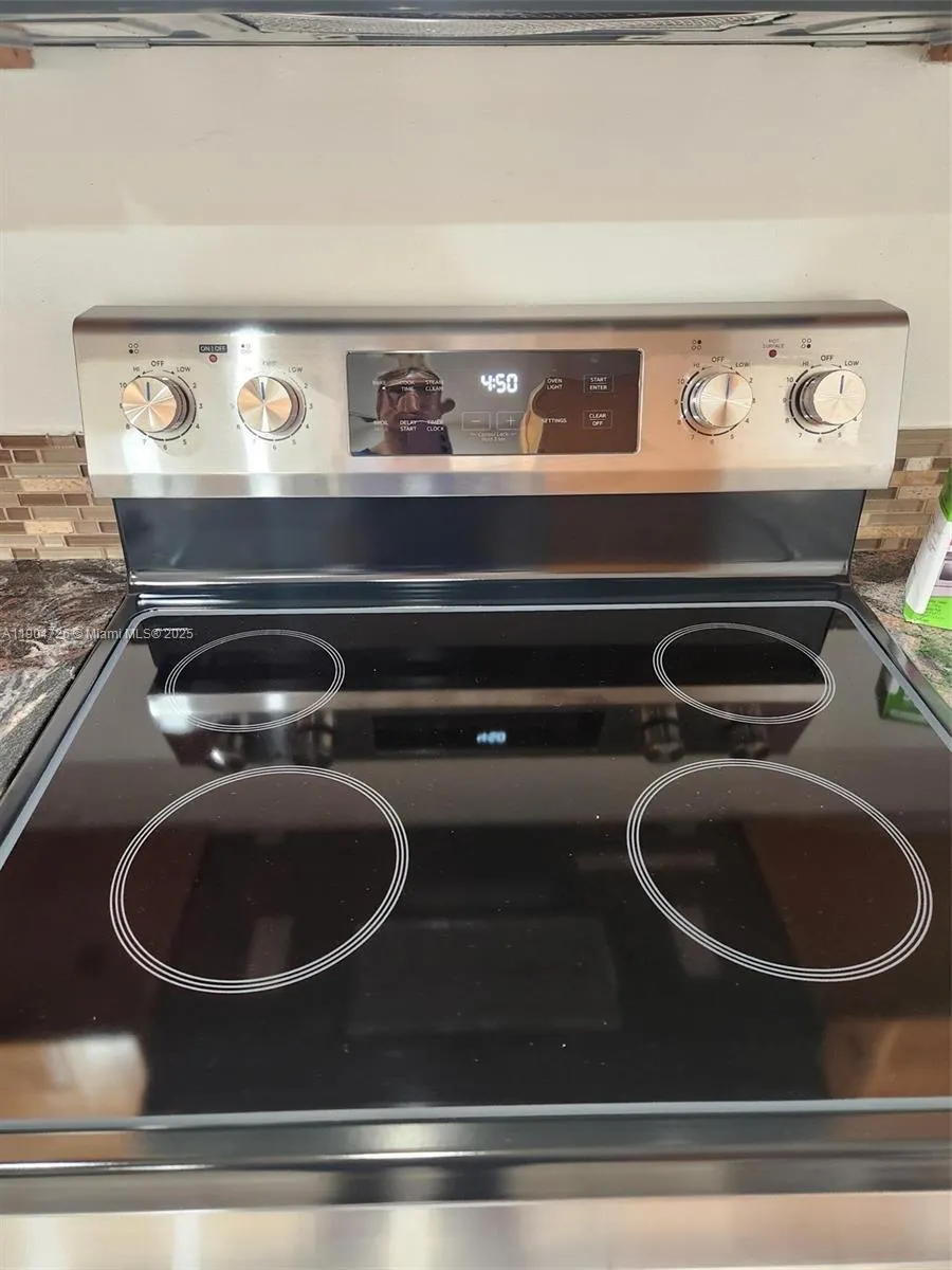 4384 NW 9th Ave, #19-1D