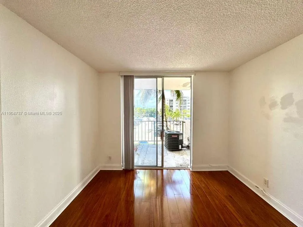 2903 N Miami Beach Blvd, #203