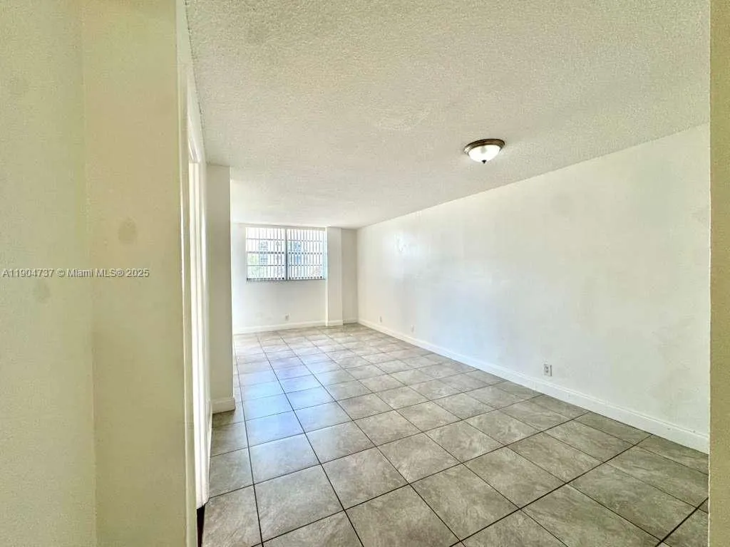2903 N Miami Beach Blvd, #203