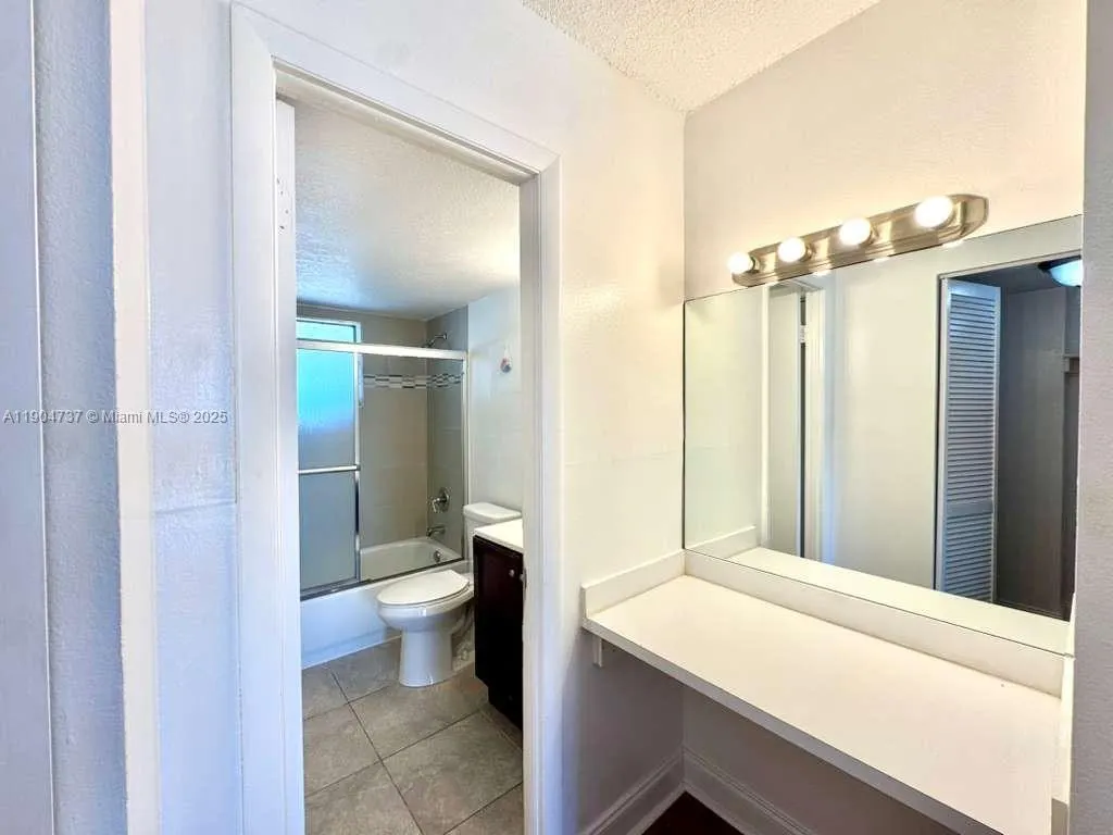 2903 N Miami Beach Blvd, #203