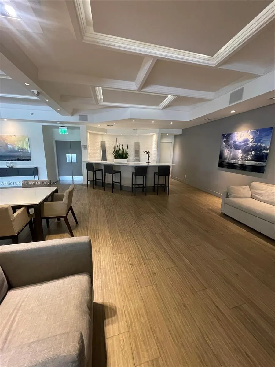 100 Lincoln Rd, #1626