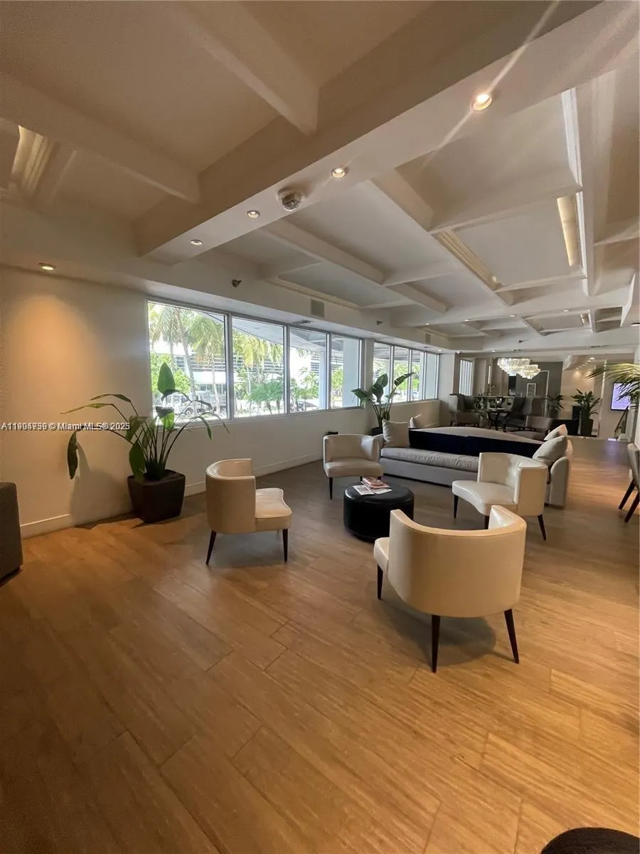 100 Lincoln Rd, #1626