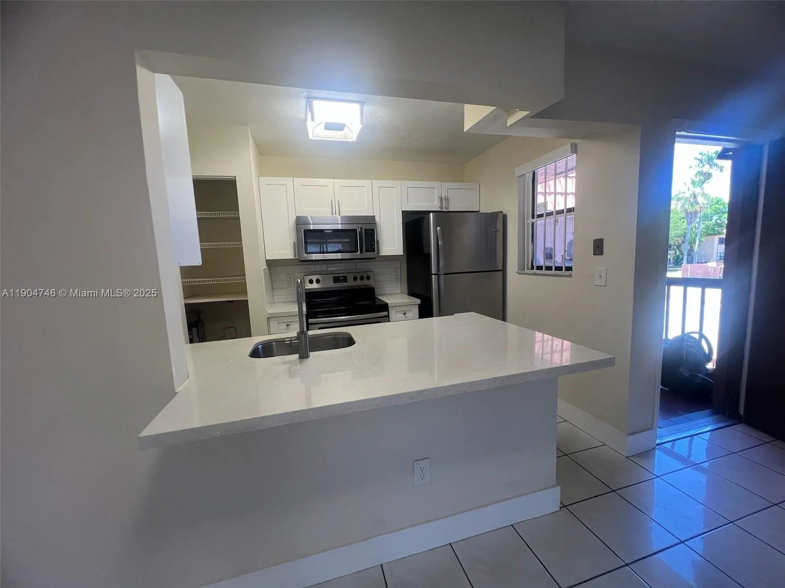 6560 W 27th Ct, #2157