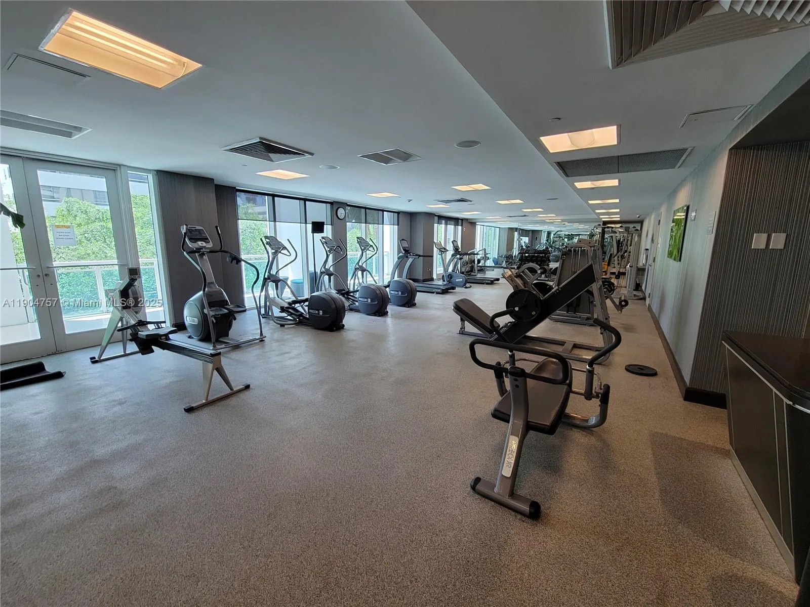 951 Brickell Ave, #3908