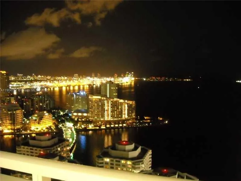 951 Brickell Ave, #3908