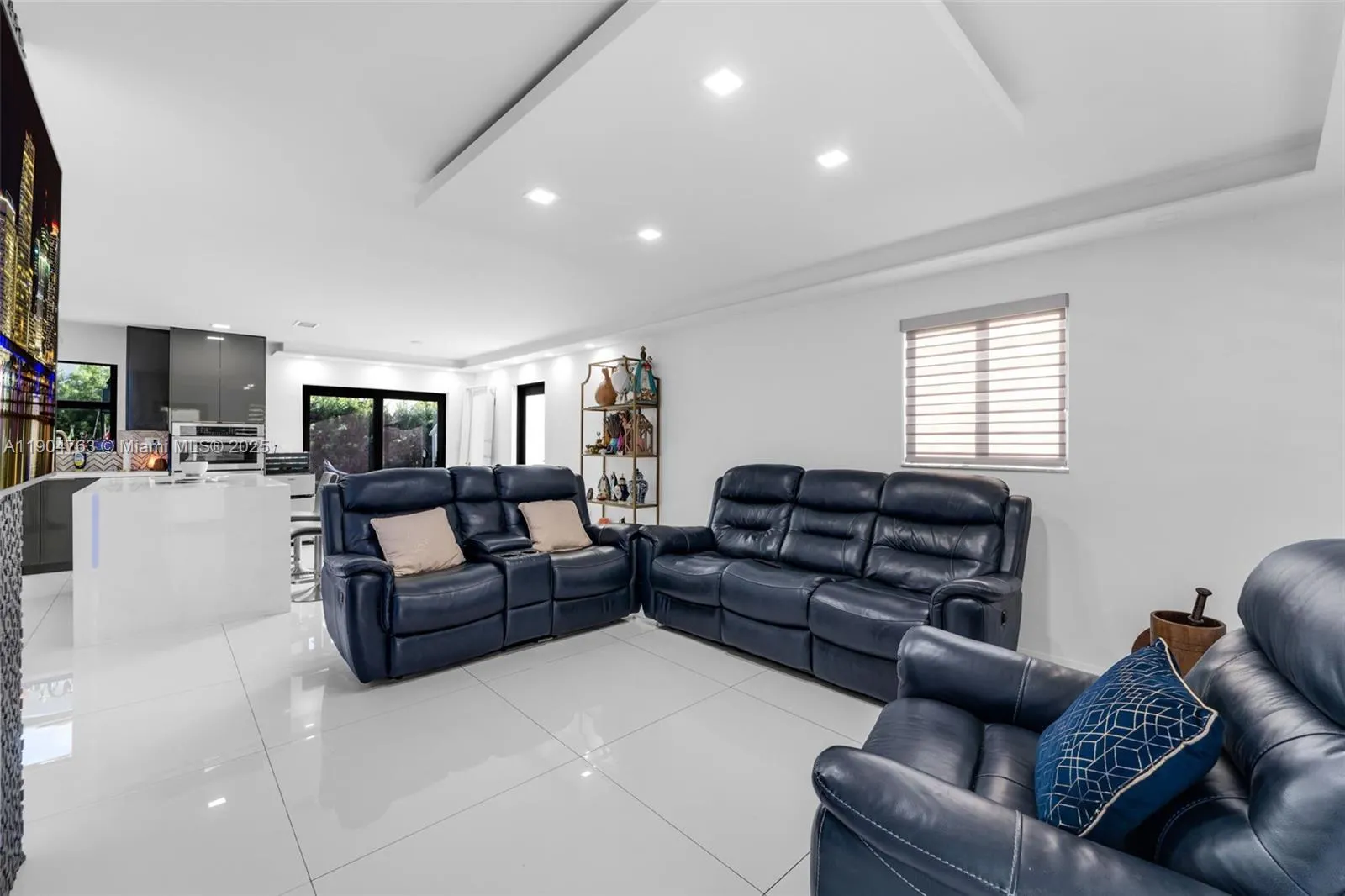 10364 SW 6th St, #10364