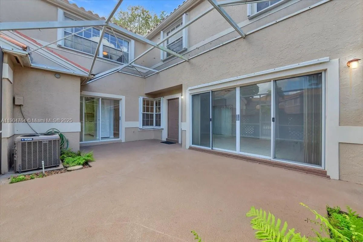 11050 Nautilus Dr, #0