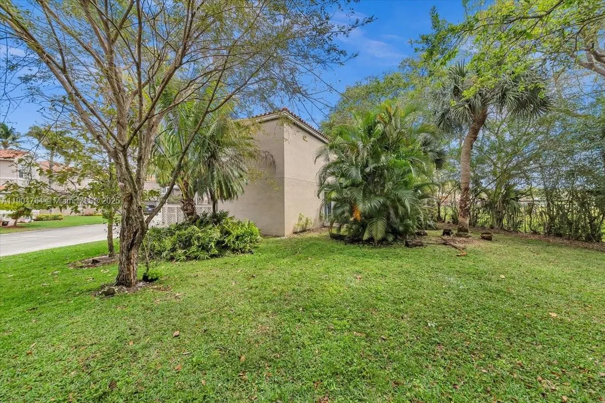 11050 Nautilus Dr, #0