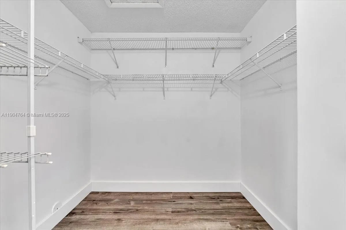 11050 Nautilus Dr, #0