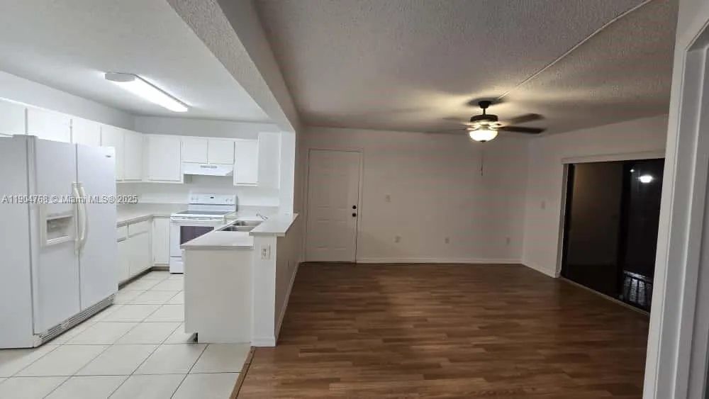 10717 Cleary Blvd, #207