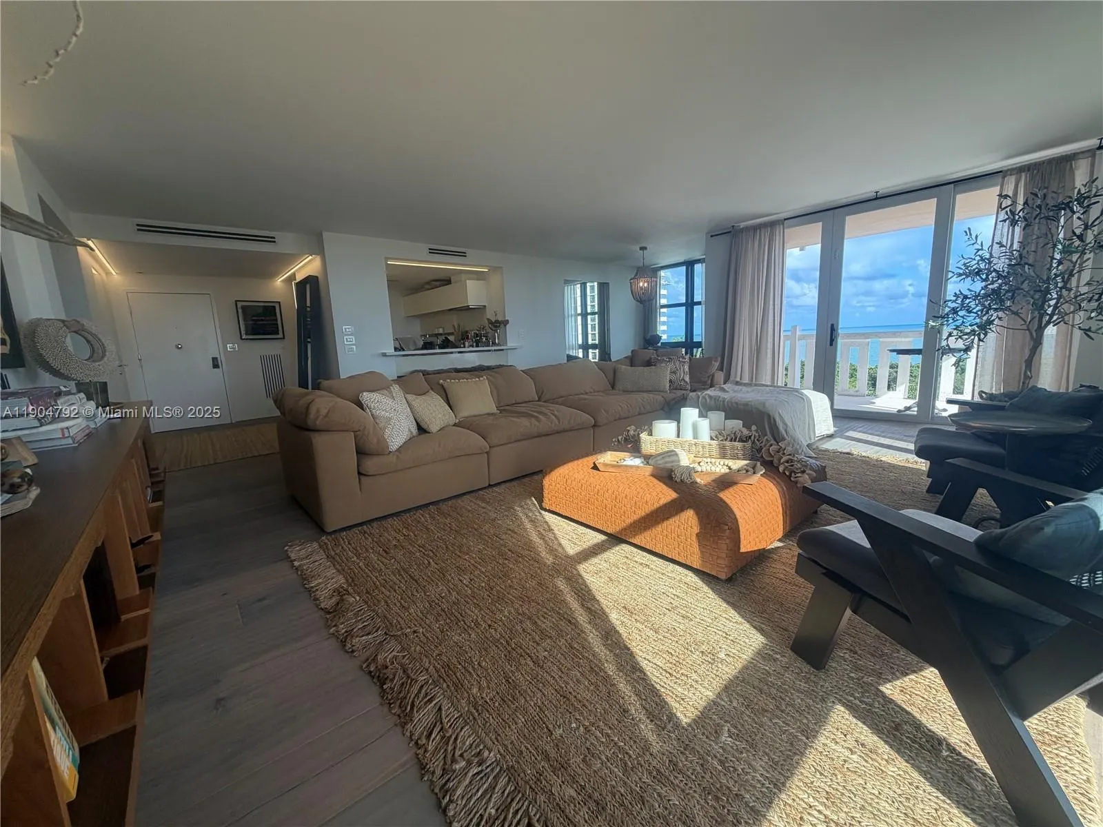 1121 Crandon Blvd, #D608