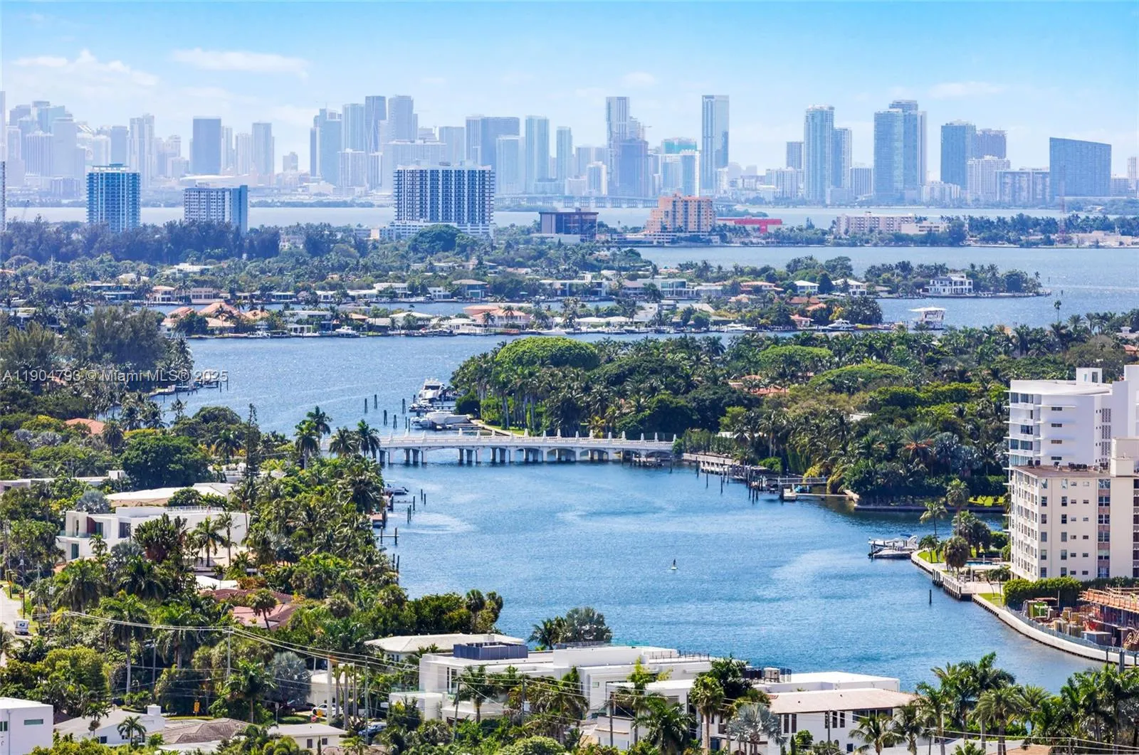 9705 Collins Ave, #2102N