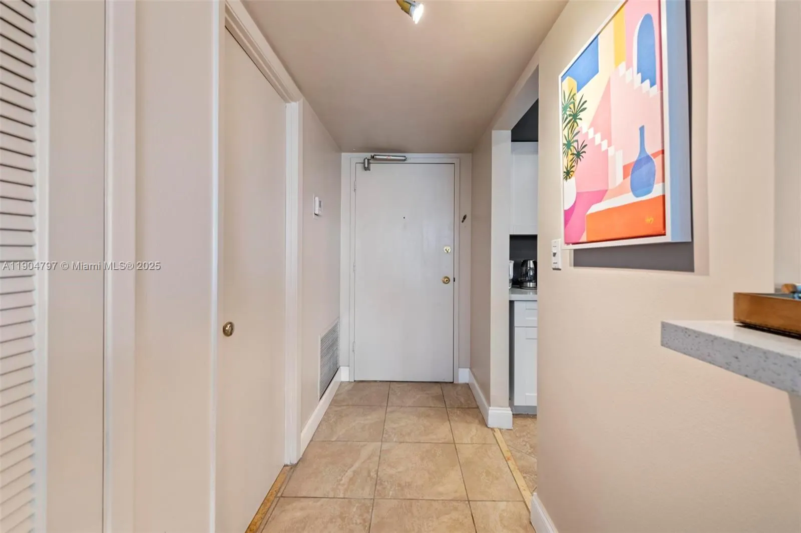 18061 Biscayne Blvd, #303