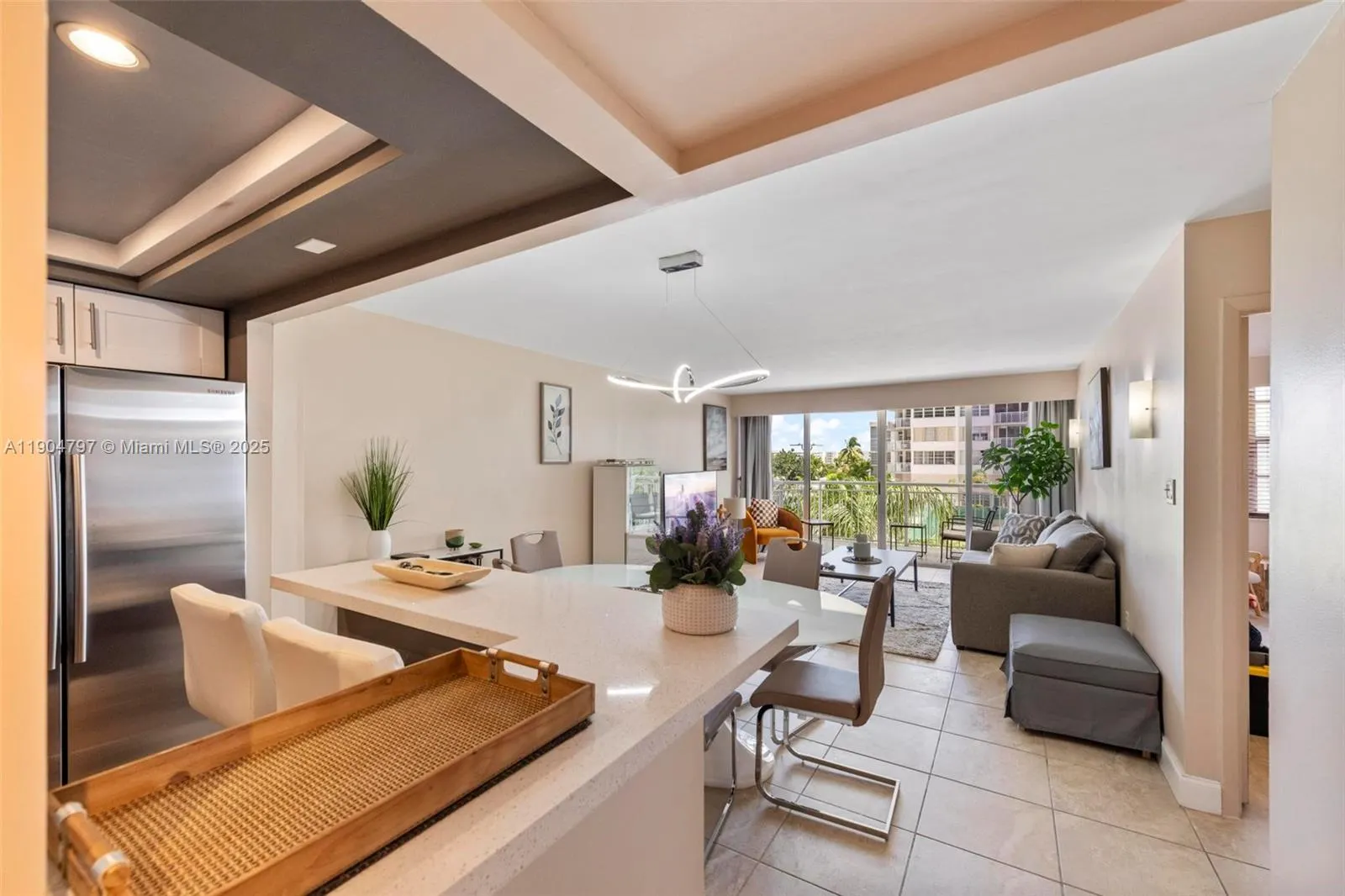 18061 Biscayne Blvd, #303