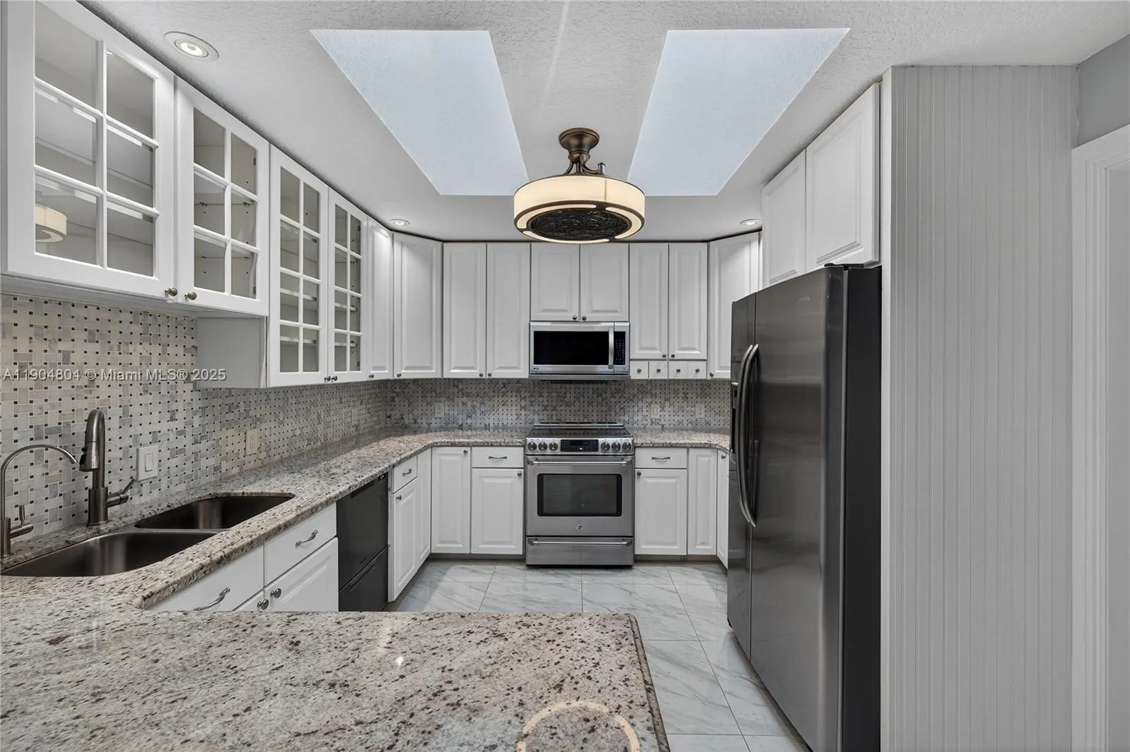 2801 Coral Shores Dr