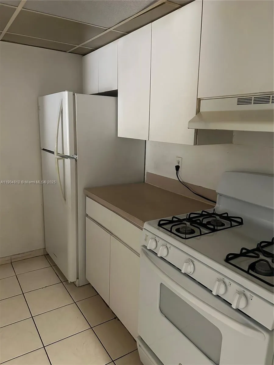 18101 NW 68th Ave, #B205