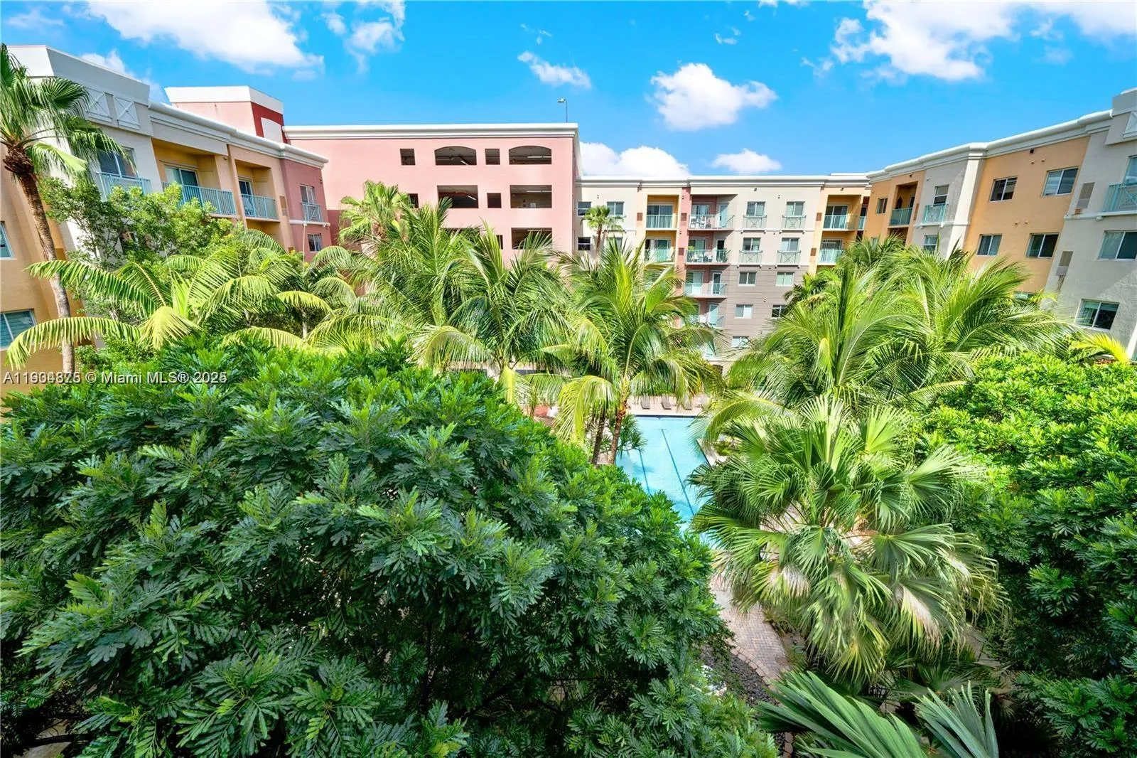 6001 SW 70th St, #542