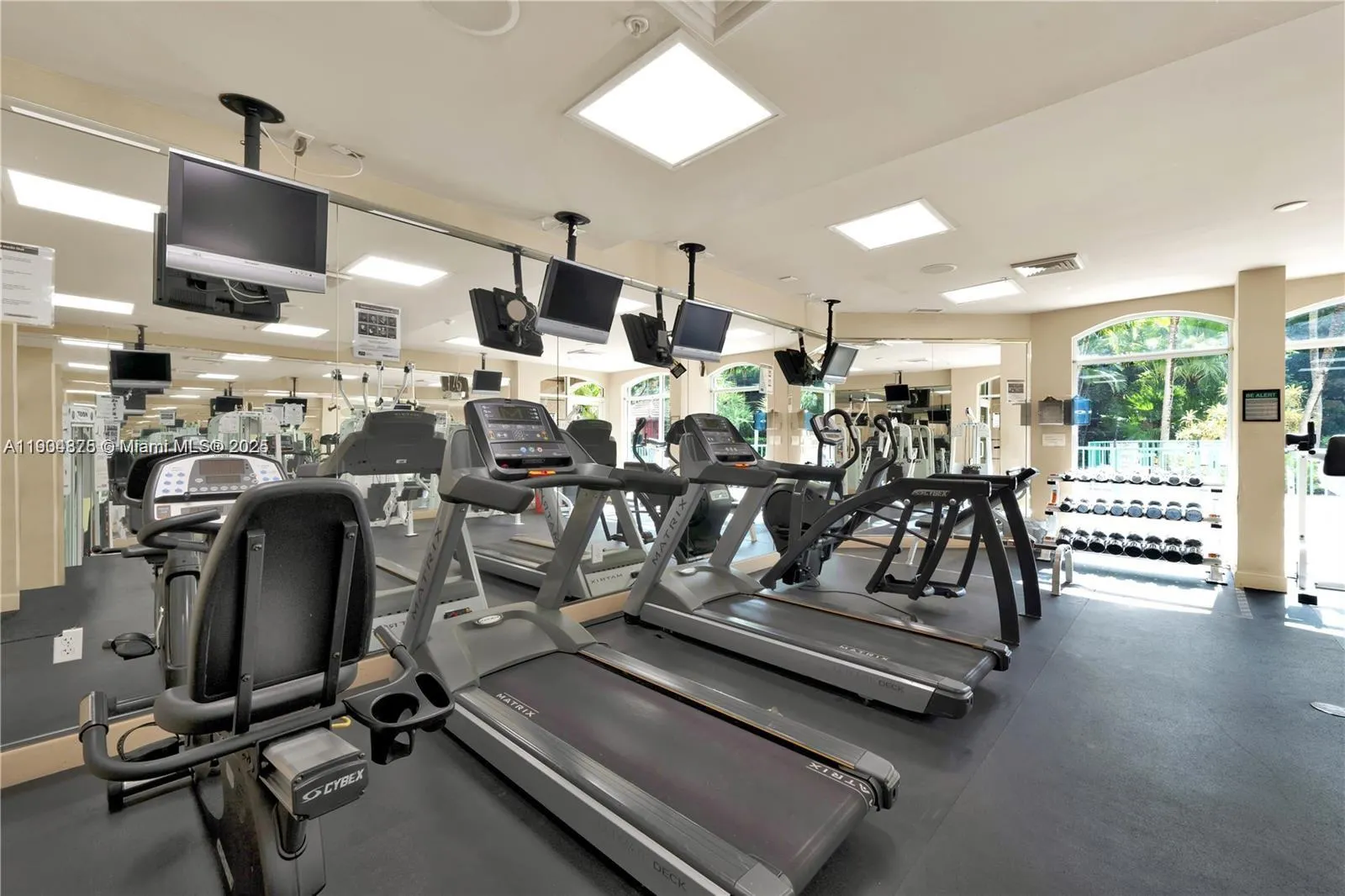 6001 SW 70th St, #542