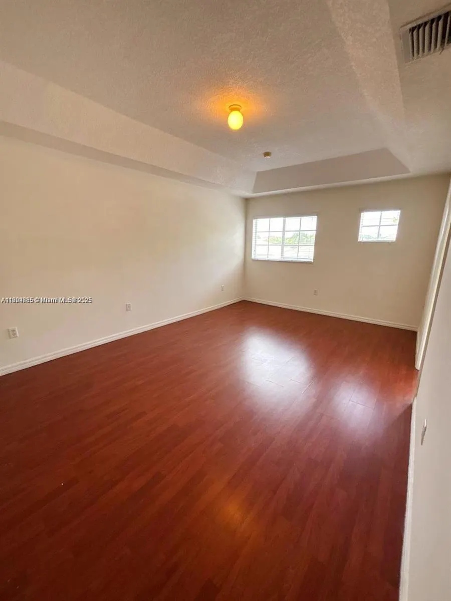 9032 SW 208th Ter, #9032