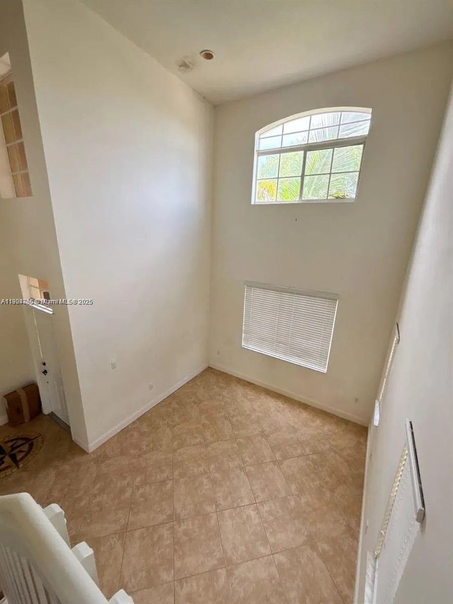 9032 SW 208th Ter, #9032