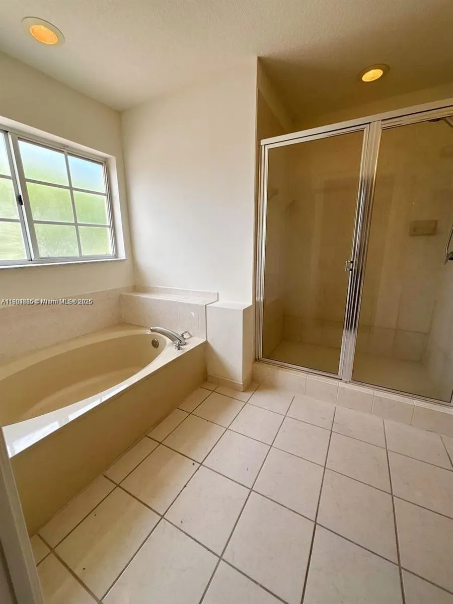 9032 SW 208th Ter, #9032