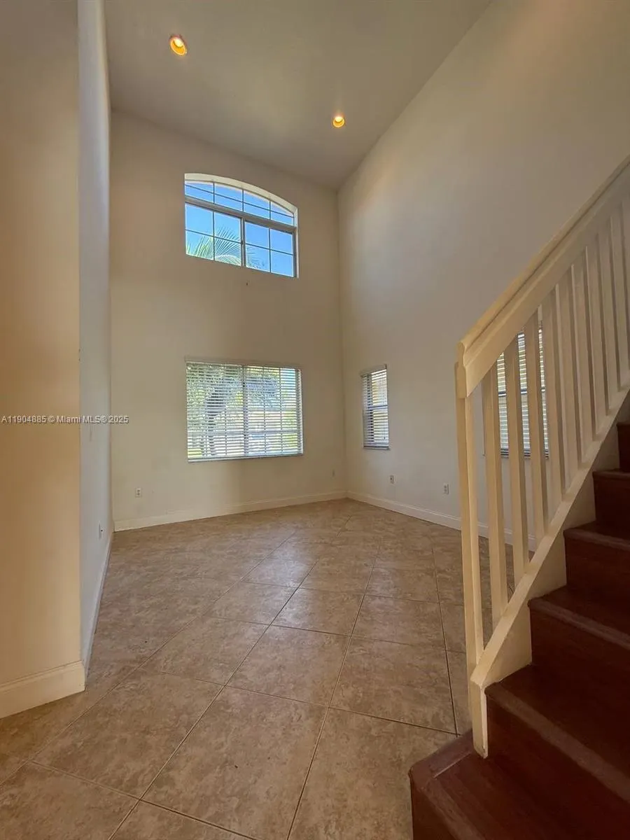 9032 SW 208th Ter, #9032