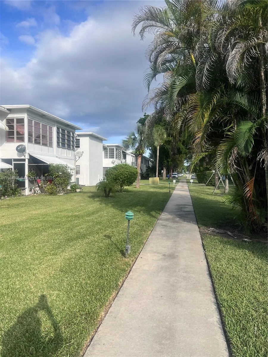 2501 W Golf Blvd, #128