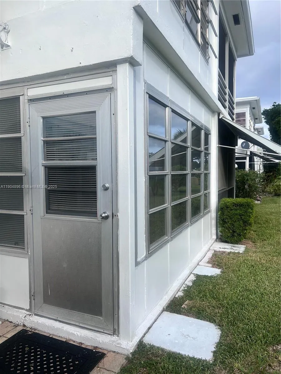 2501 W Golf Blvd, #128