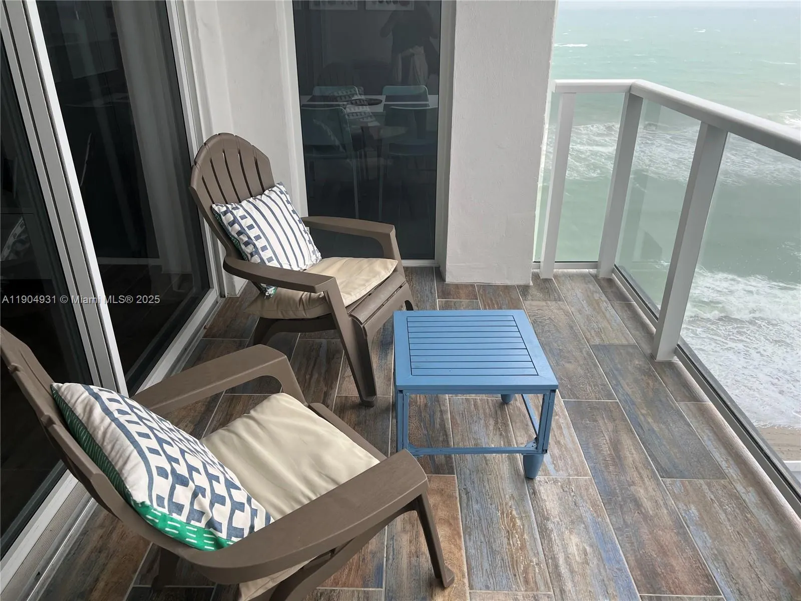 2751 S Ocean Dr, #1406 S