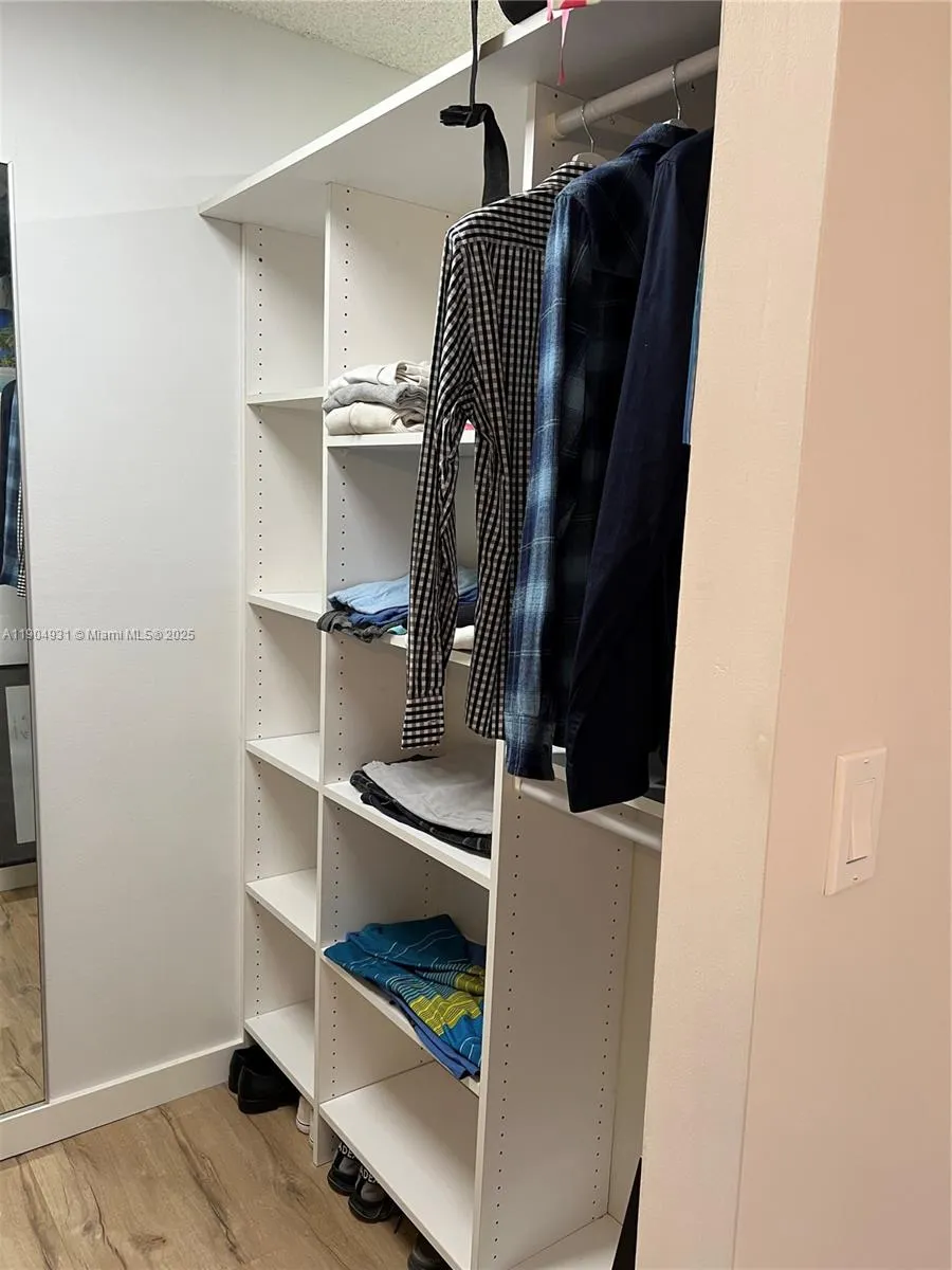 2751 S Ocean Dr, #1406 S