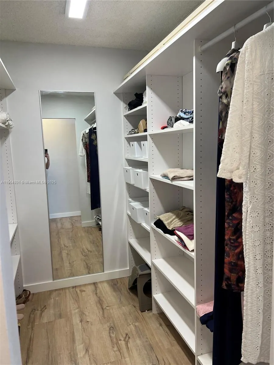 2751 S Ocean Dr, #1406 S