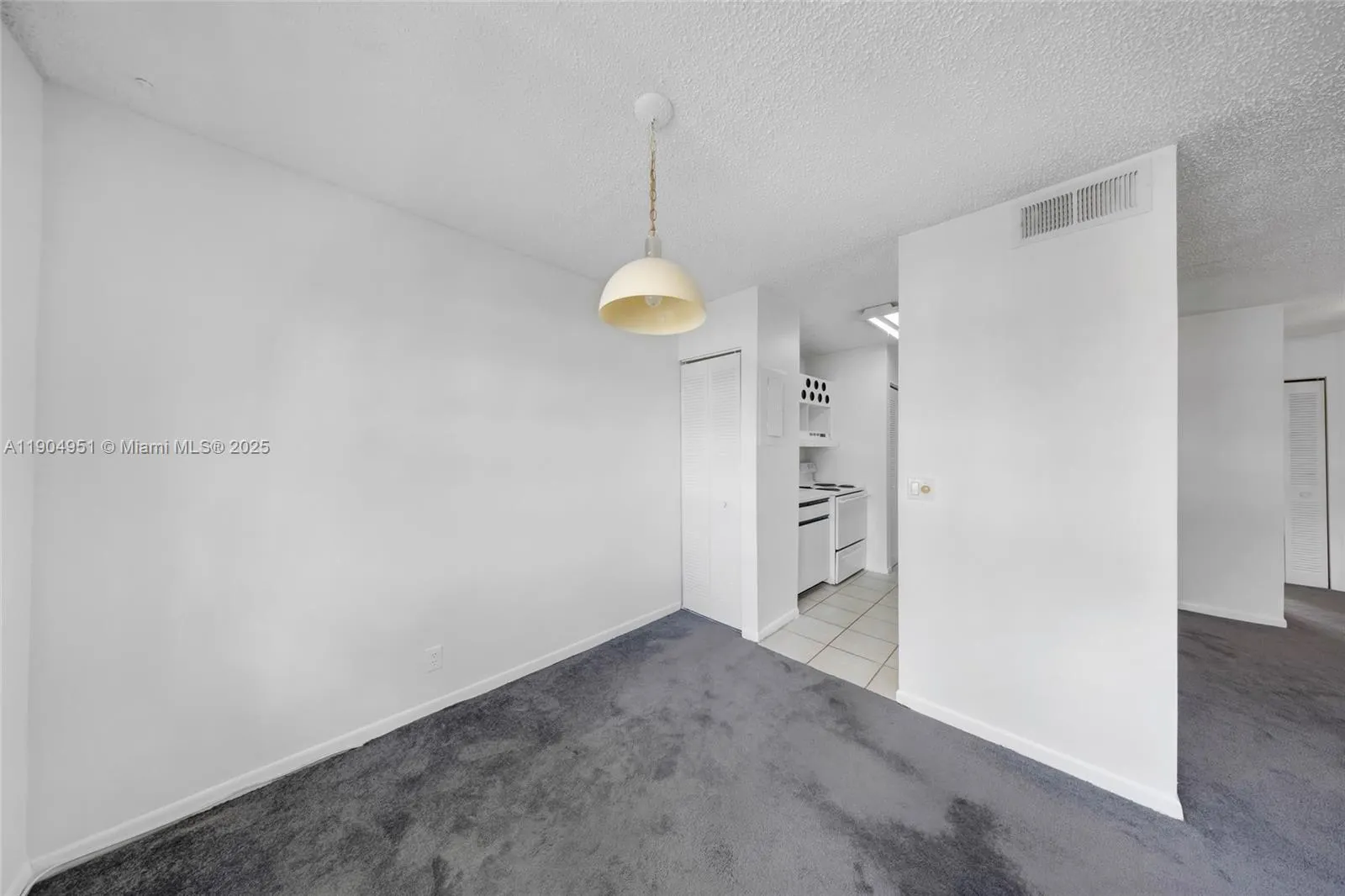 8713 SW 5th St, #206