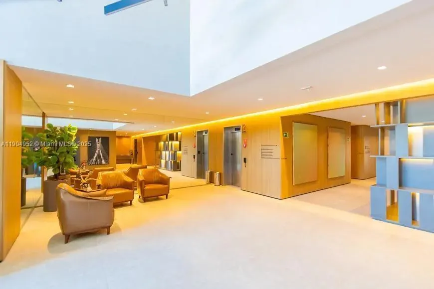 Av. Cotovia 611, #43