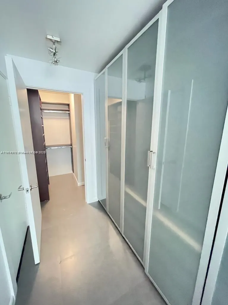 900 Biscayne Blvd, #4112