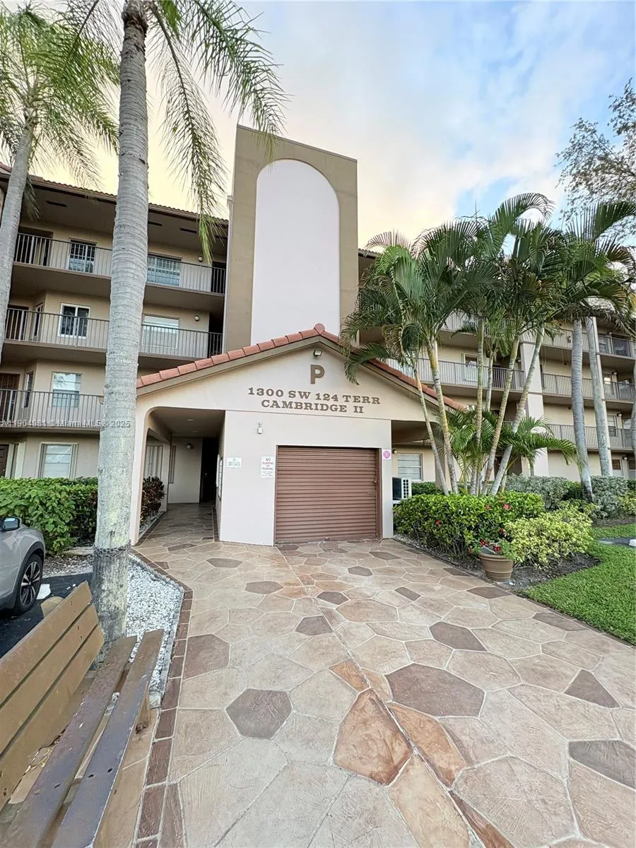 1300 SW 124th Ter, #304P