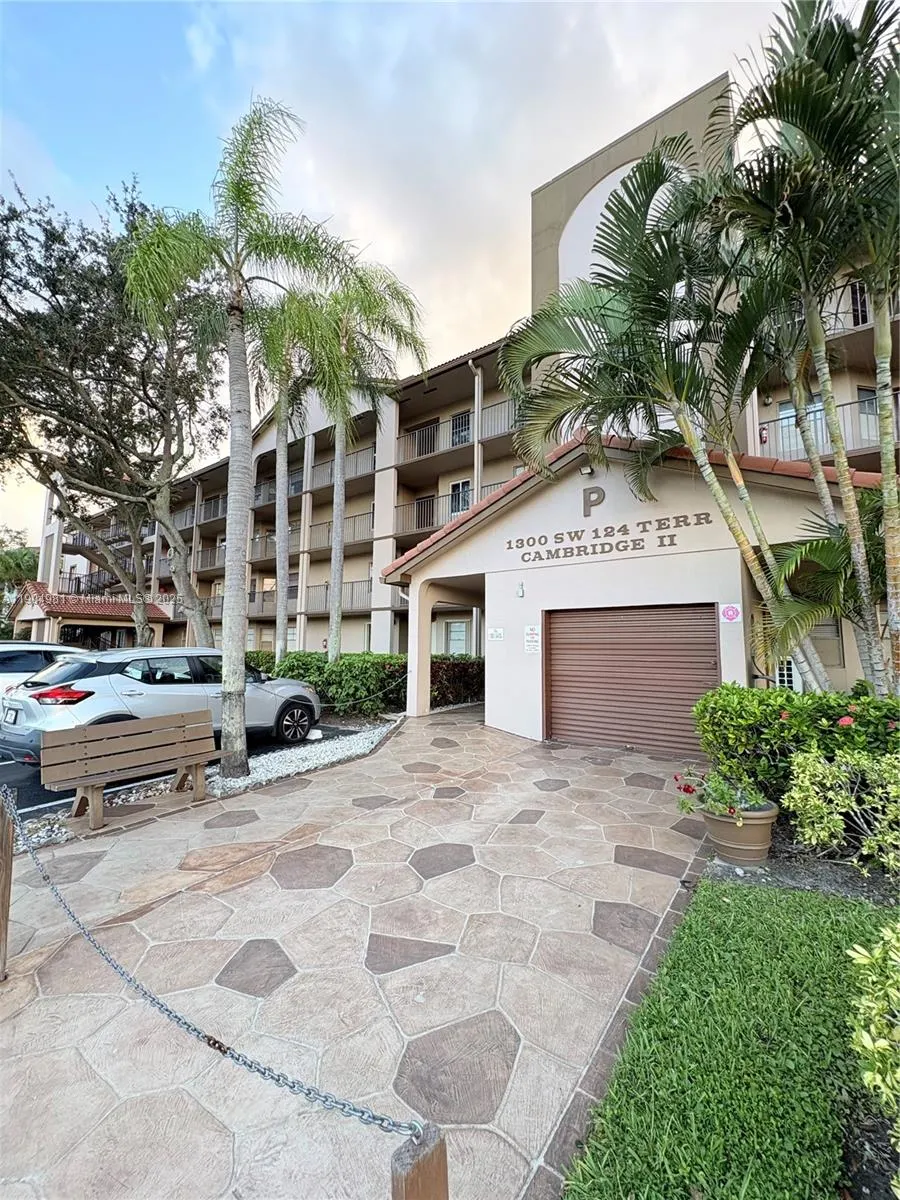 1300 SW 124th Ter, #304P