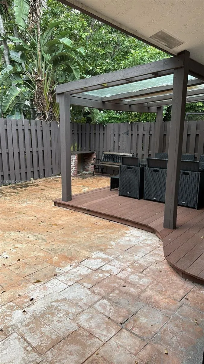 546 NE 199th Ln, #4W