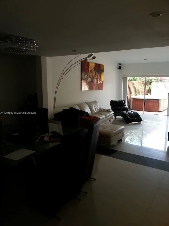 546 NE 199th Ln, #4W