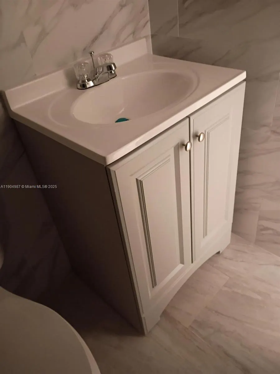 3210 NW 22nd Ave, #5