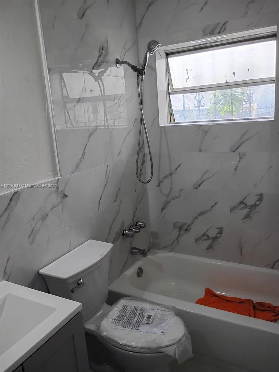 3210 NW 22nd Ave, #5