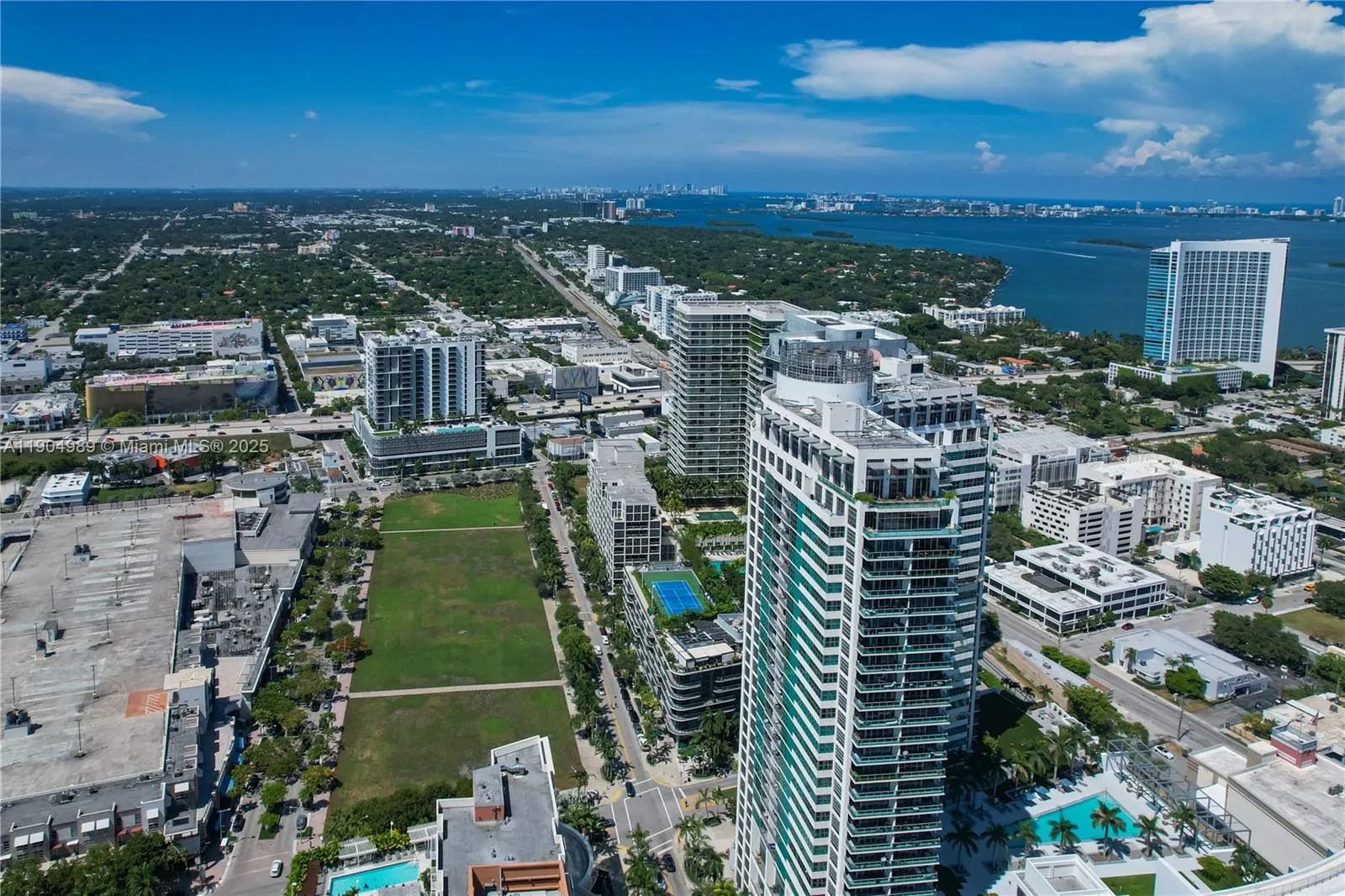 3301 NE 1st Ave, #H2907