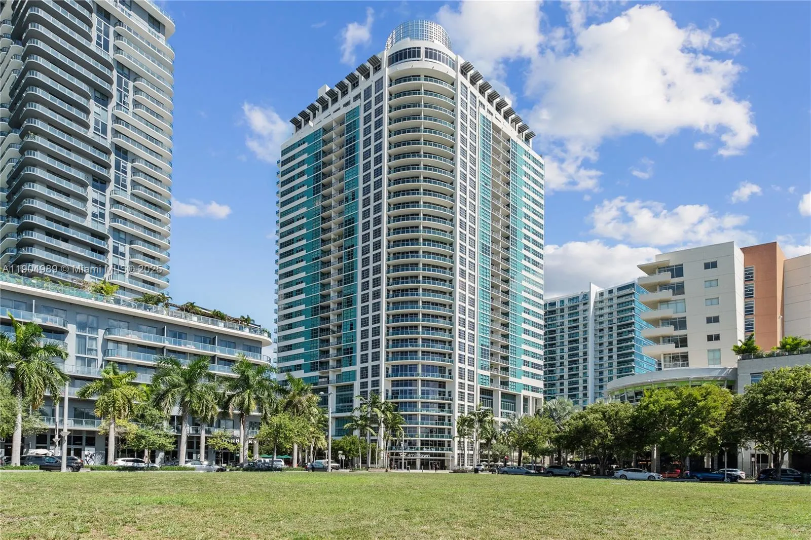 3301 NE 1st Ave, #H2907